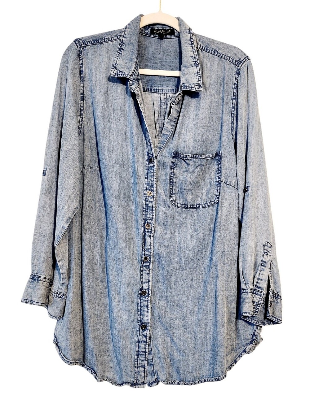Vekvet Heart | Women’s Classic Tab Button Down Long Sleeve Denim Shirt (Size 1X)